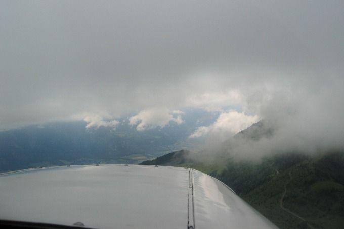 Flugtaktik mit Wolken